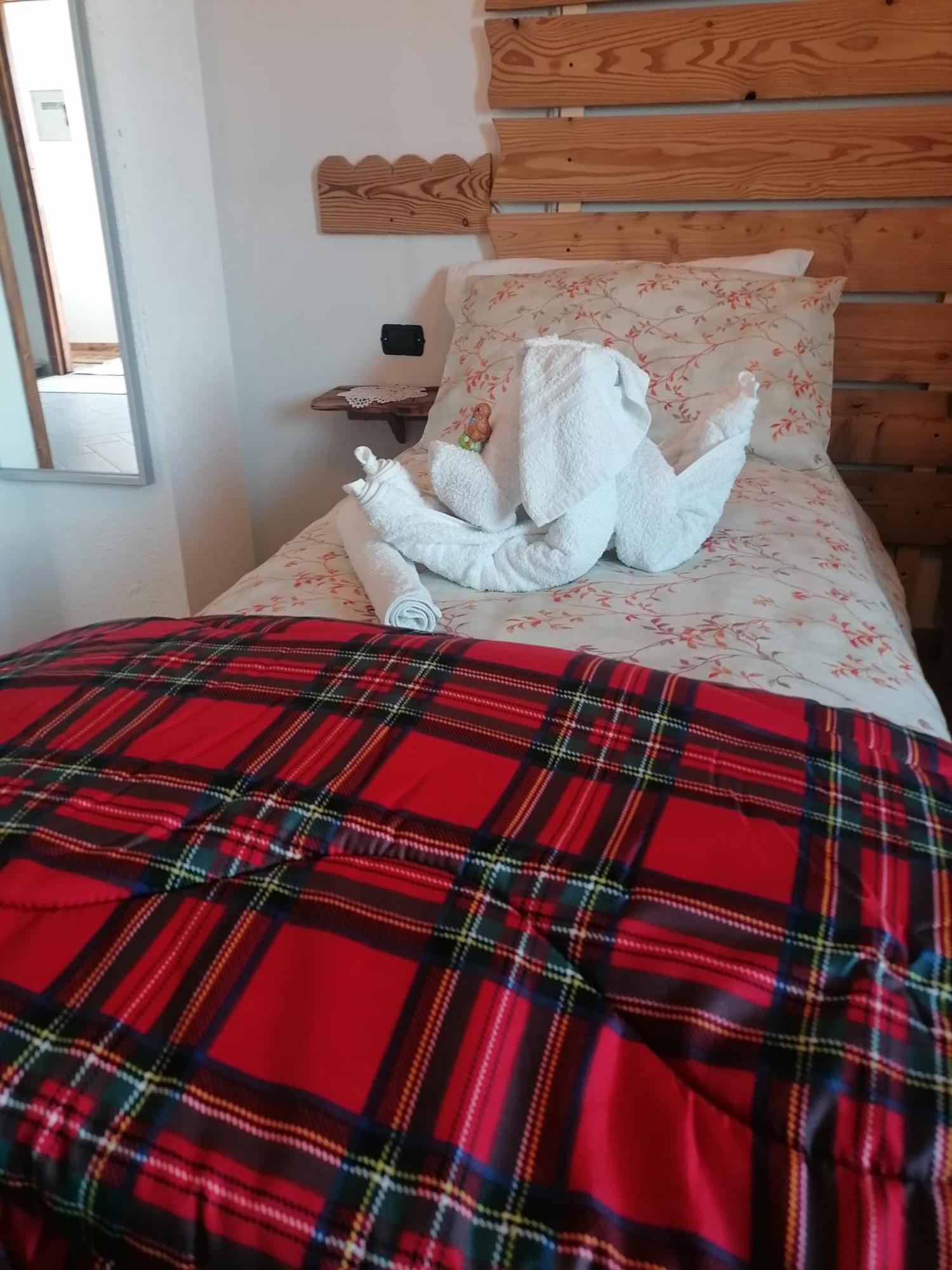 Ca Ad Me Pare Alloggio Con Terrazza Panoramica Монченизио Экстерьер фото