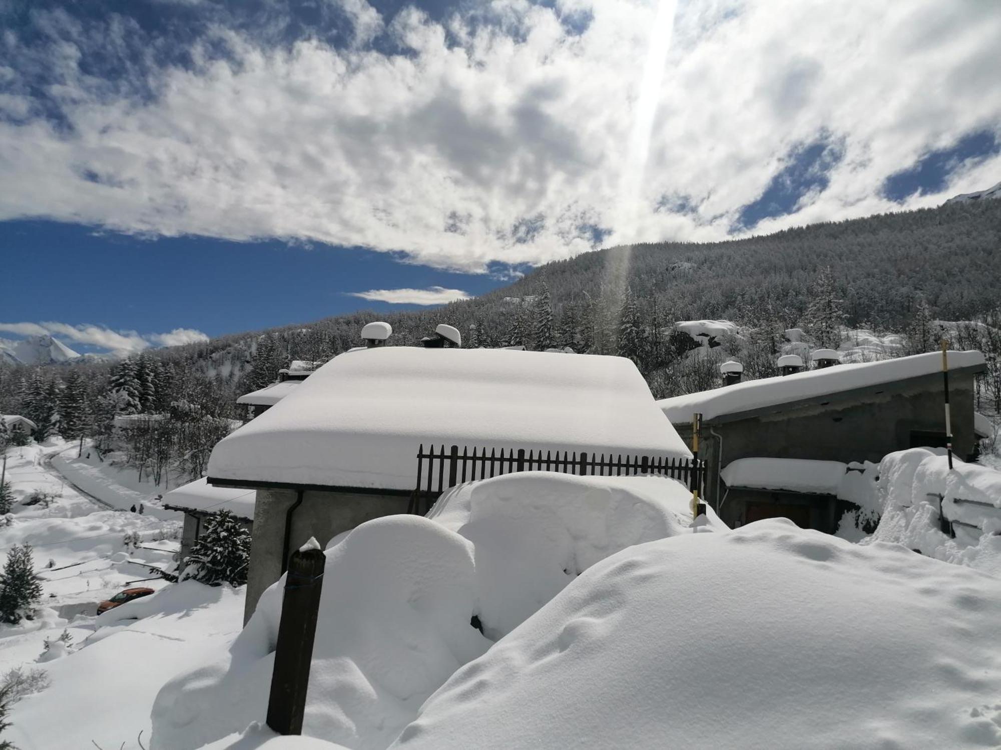 Ca Ad Me Pare Alloggio Con Terrazza Panoramica Монченизио Экстерьер фото