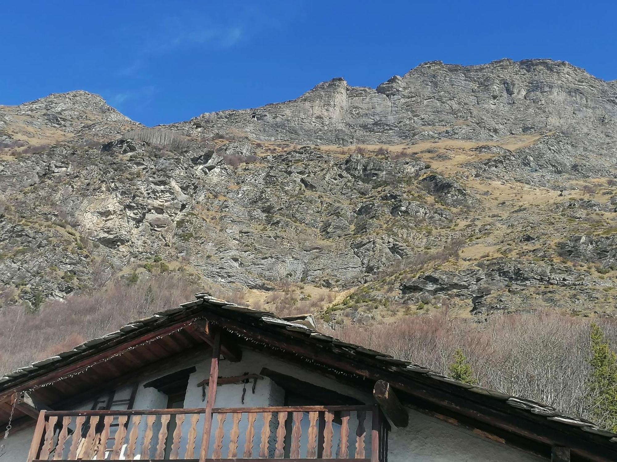 Ca Ad Me Pare Alloggio Con Terrazza Panoramica Монченизио Экстерьер фото